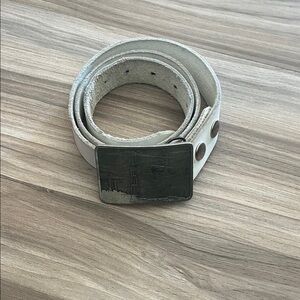 Men's White Leather Belt with Metal Buckle